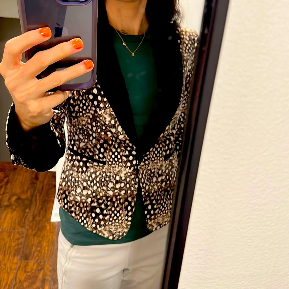 BCBGMAXAZRIA Crop Blazer